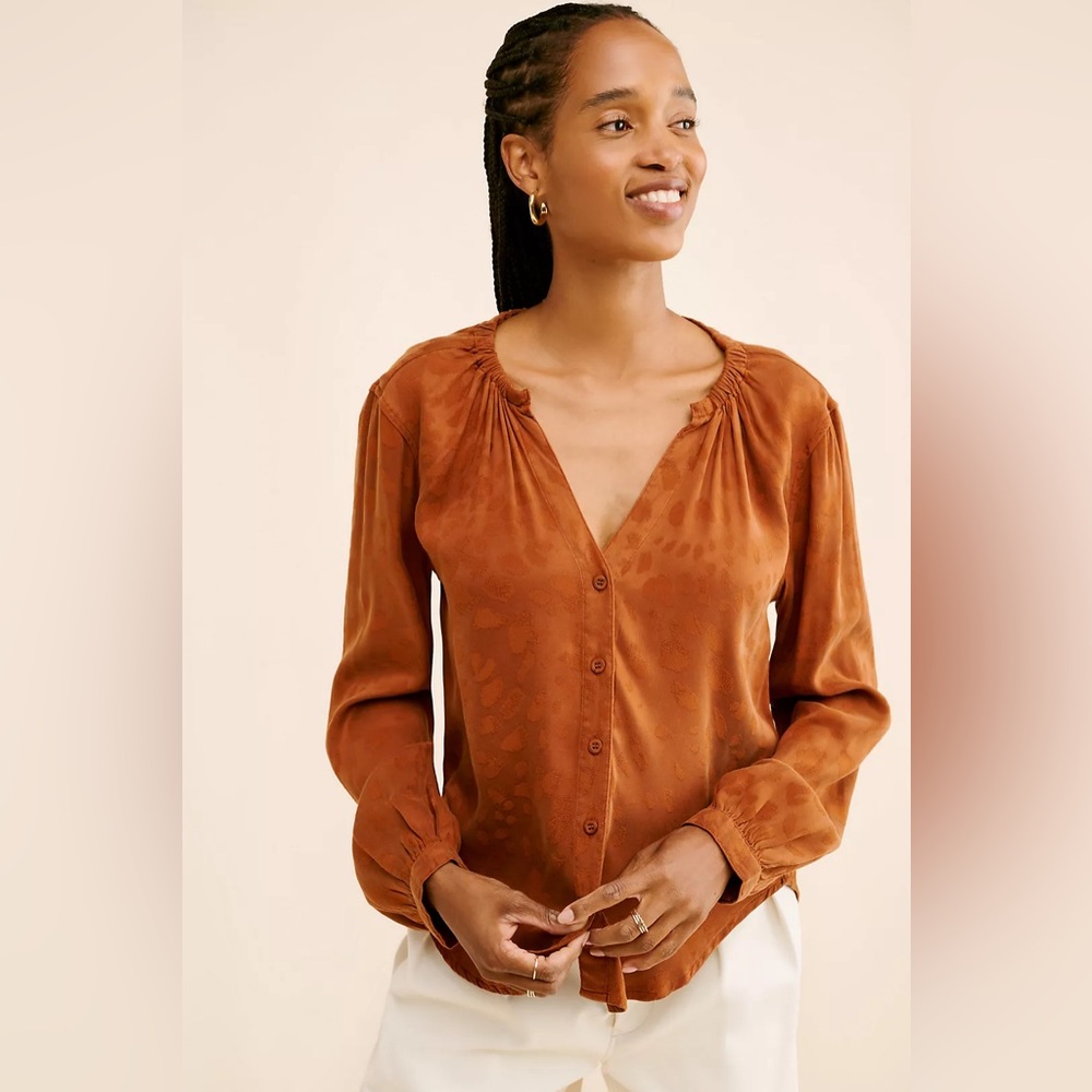 Anthropologie Cloth & Stone Orange Long Sleeve Elastic Neck Buttondown Top - Picture 3 of 10